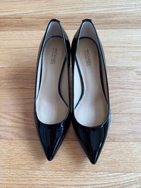Michael Kors Black Patent Pointed-Toe Heels